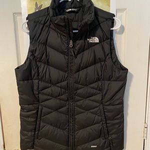 Womens Northface puffer vest